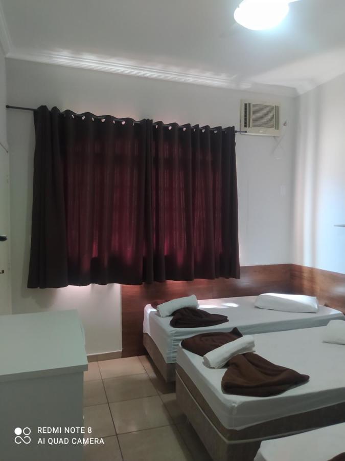 אפרסידה Pousada Quarto Familiar Com Ar,Frigobar,Wi Fi, Garagem מראה חיצוני תמונה